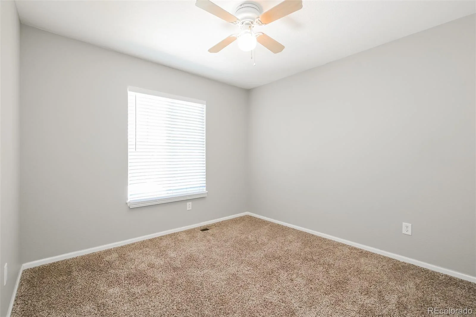 10638 Cherrybrook Circle Littleton CO 80126 | MLS #REC4580357 06192026232221 1600 18