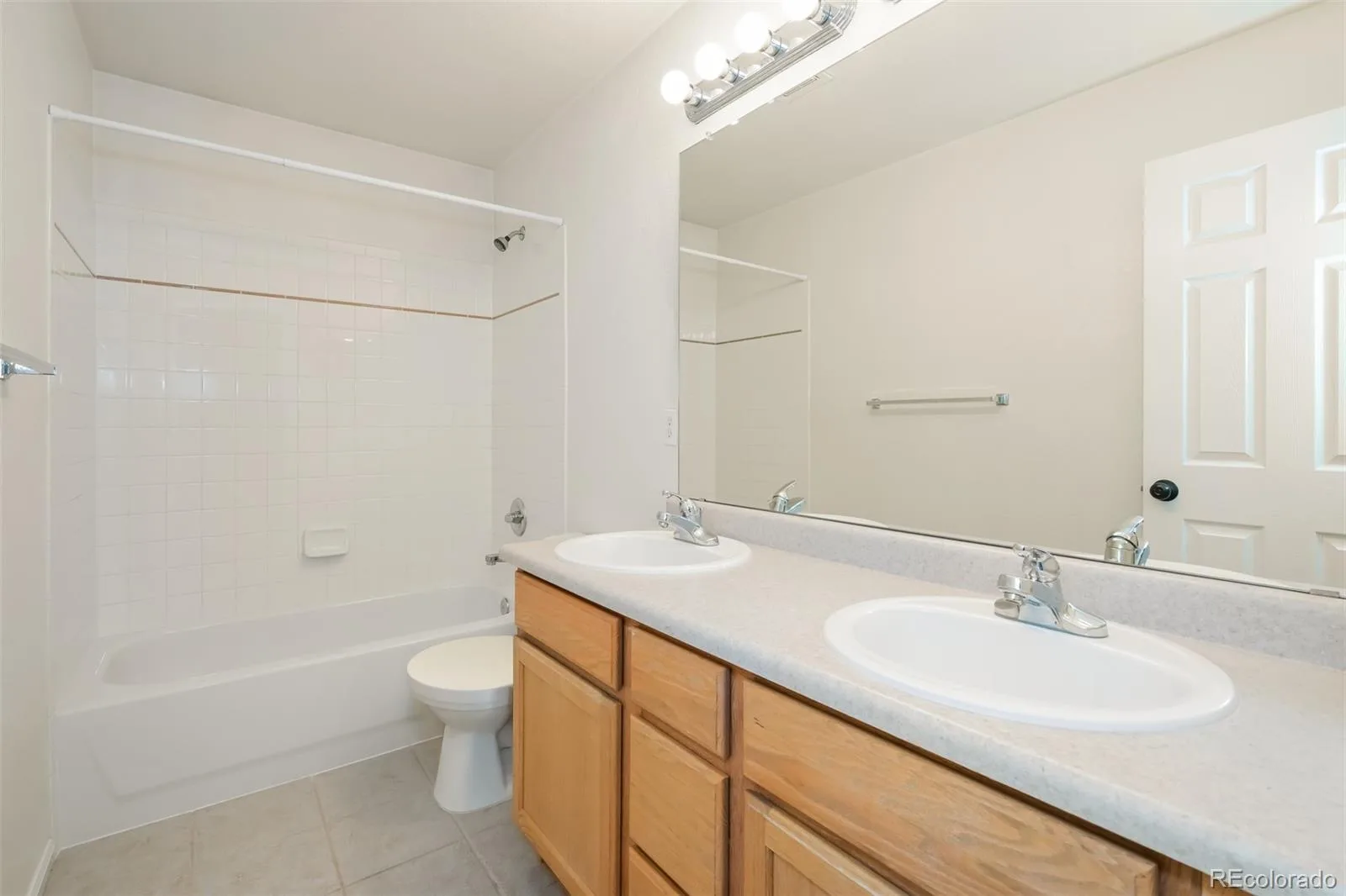10638 Cherrybrook Circle Littleton CO 80126 | MLS #REC4580357 06192026232221 1600 21