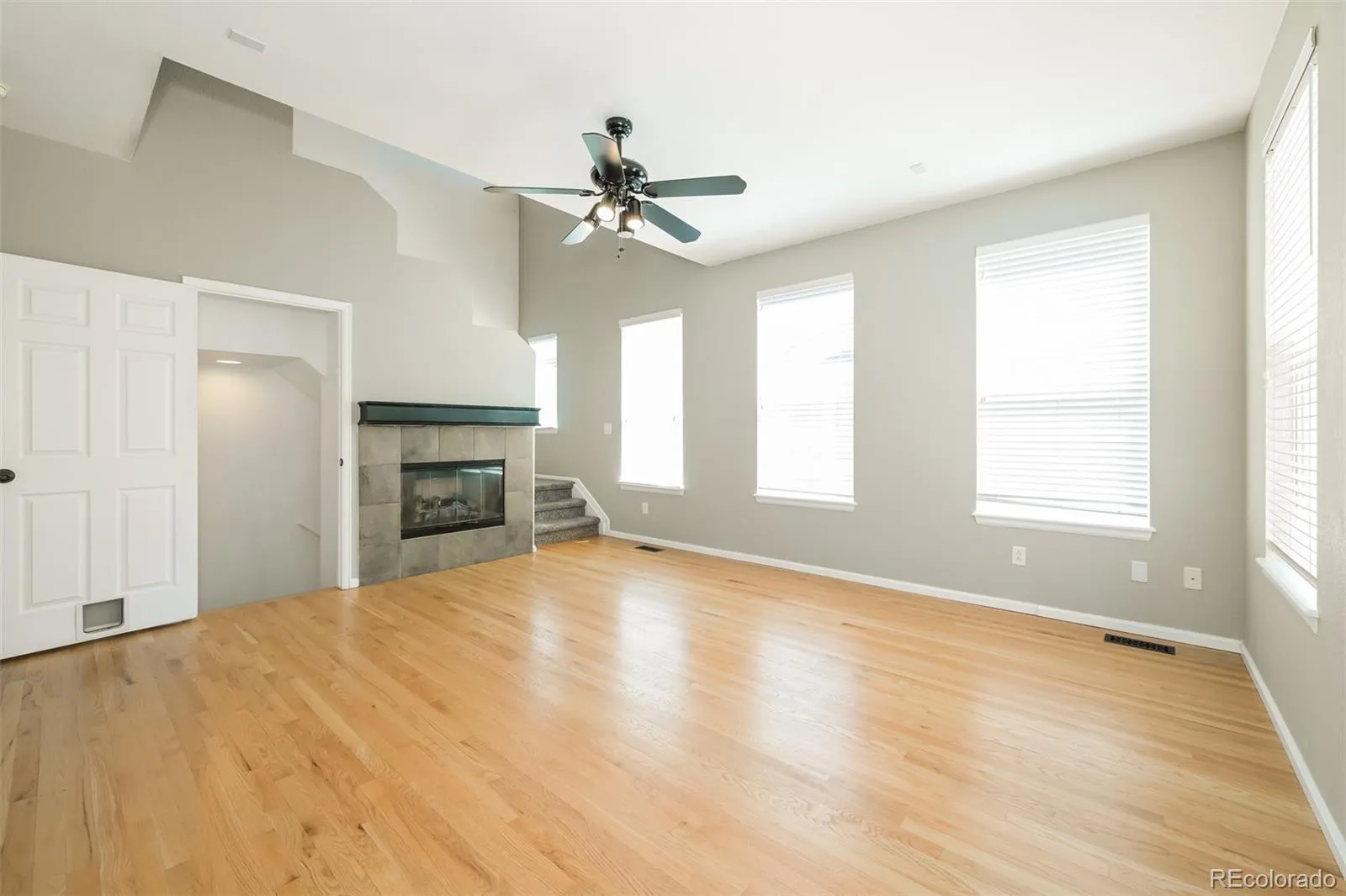 10638 Cherrybrook Circle Littleton CO 80126 | MLS #REC4580357 06192026232221 1600 3