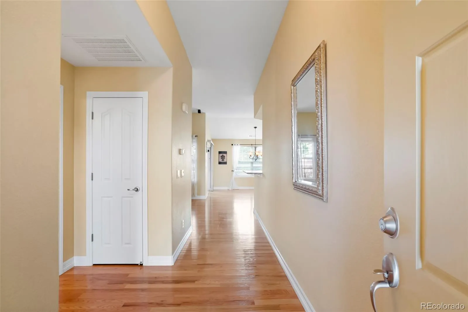 23590 E Jamison Place Aurora CO 80016 | MLS #REC4581135 05052026223635 1600 4