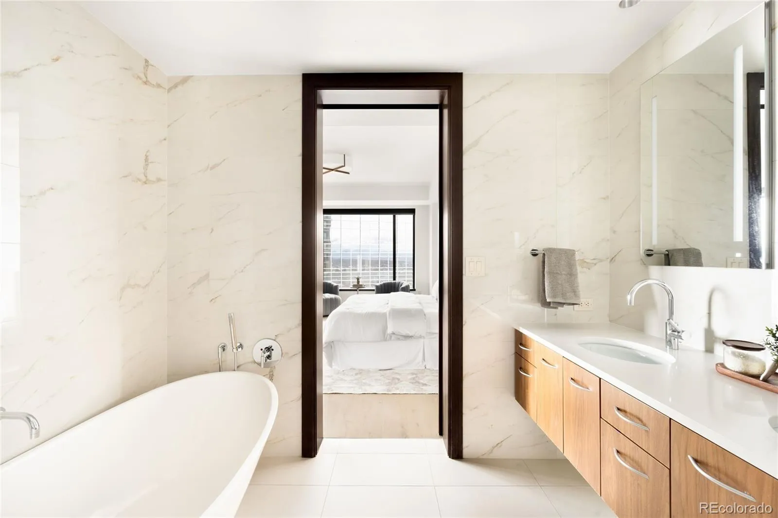 04072026023854 1600 21