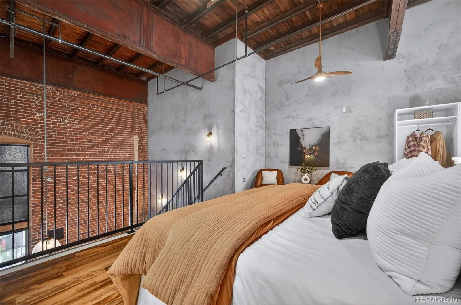 04212026002942 1600 23