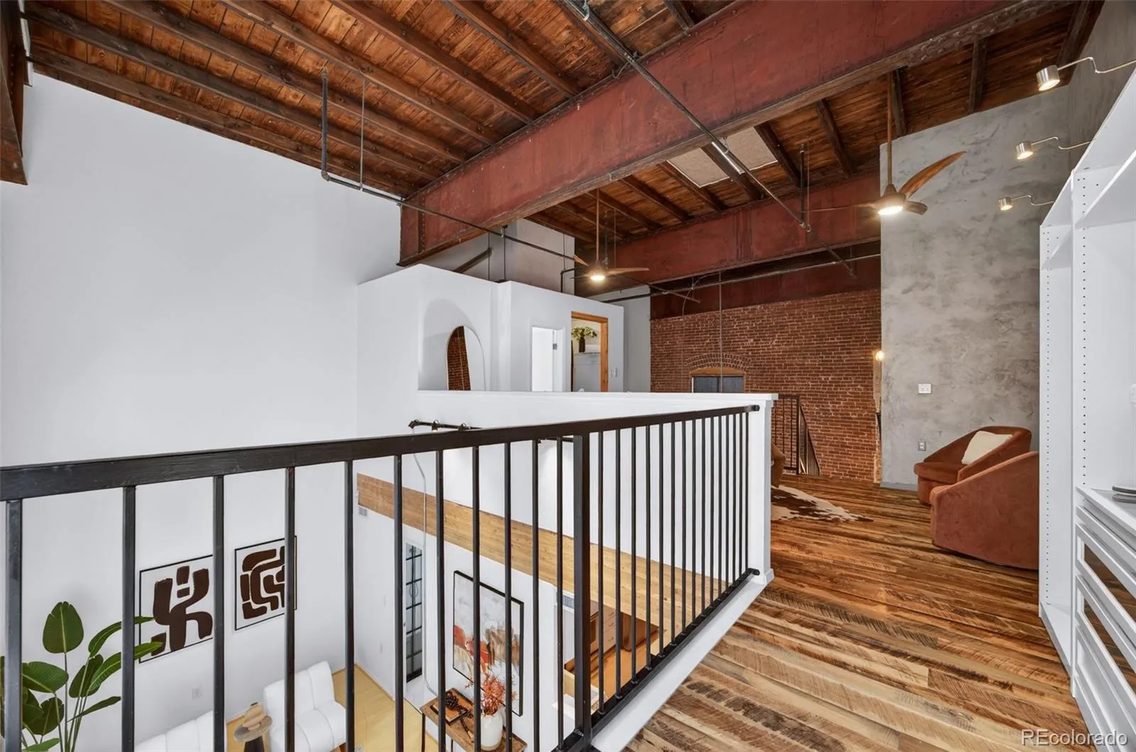 04212026002942 1600 29