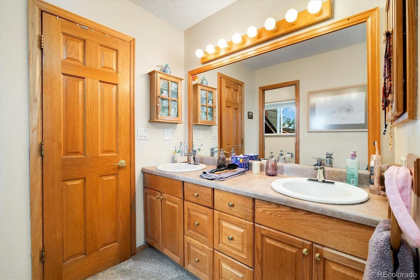 7390 S Liverpool Street Centennial CO 80016 MLS #REC4587329 04252026032005 1600 19