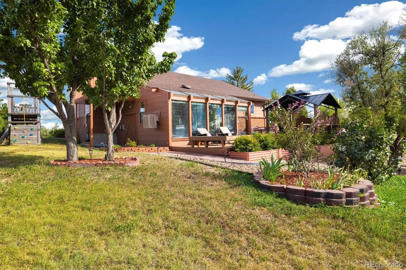 7390 S Liverpool Street Centennial CO 80016 MLS #REC4587329 04252026032005 1600 34