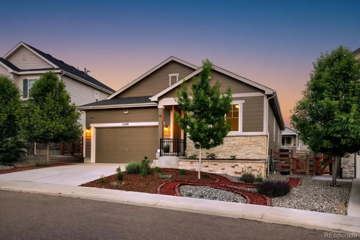 22188 E Tufts Drive Aurora CO 80015 | MLS #REC4589602 07272026040358 1200 1