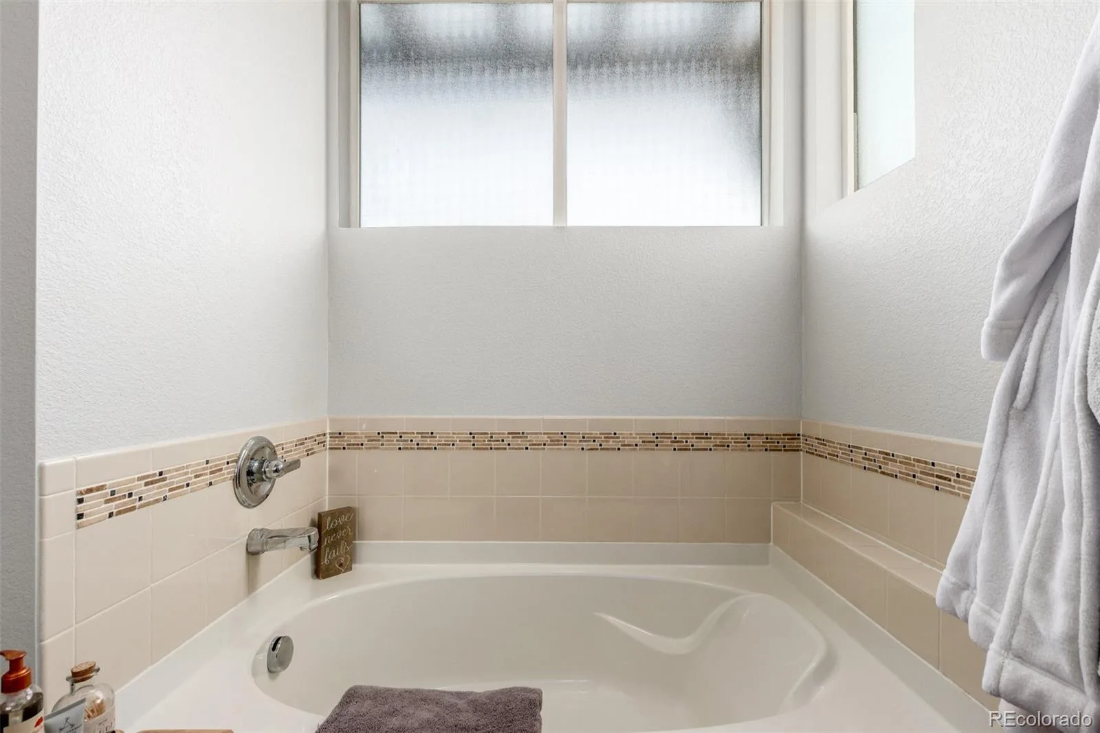 11308 Colony Circle Broomfield CO 80021 | MLS #REC4589904 07032026194024 1600 22