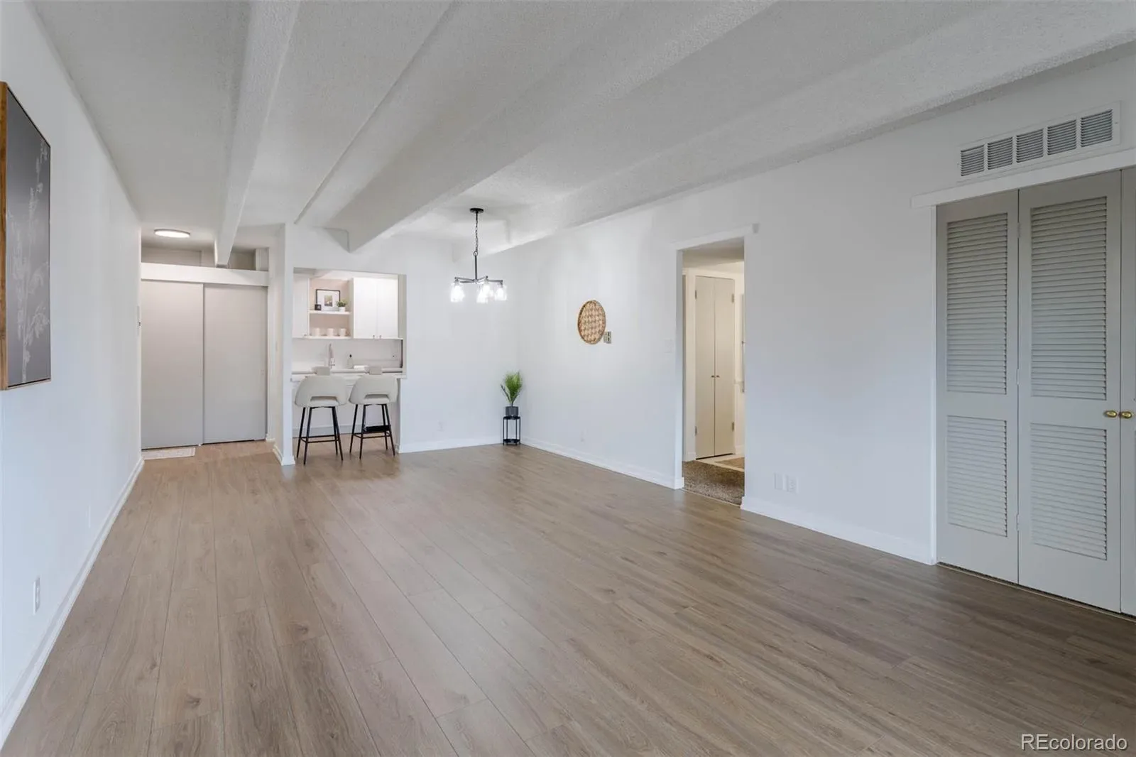 03282026003539 1600 7