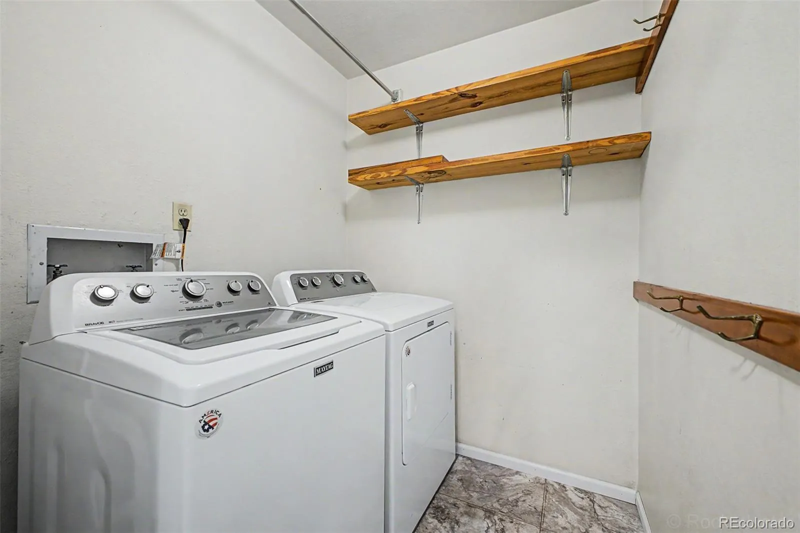 1617 Albion Lane Longmont CO 80503 MLS #REC4591333 05012026040743 1600 15