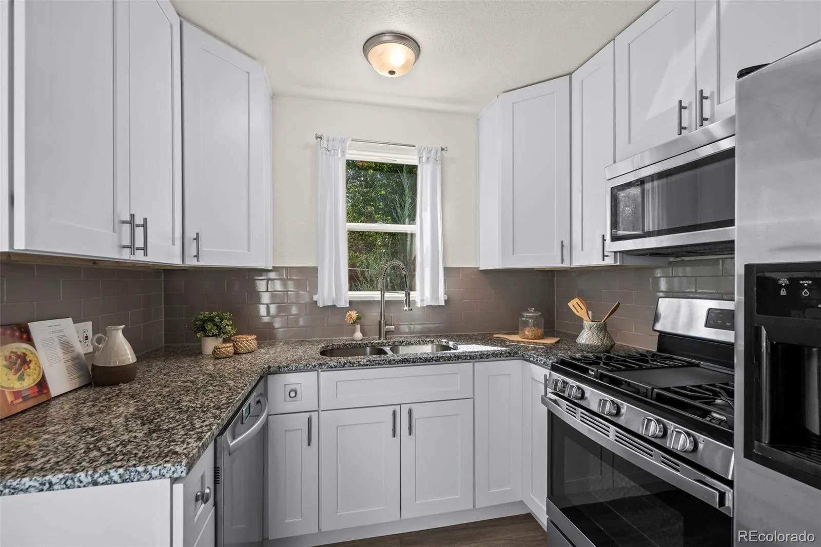 2535 S Humboldt Street Denver CO 80210 | MLS #REC4592378 08222026162908 1600 7