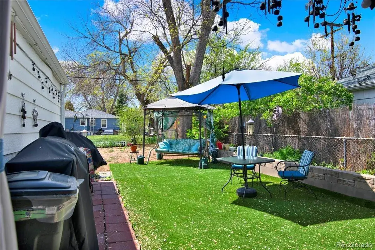 12022025004351 1200 1