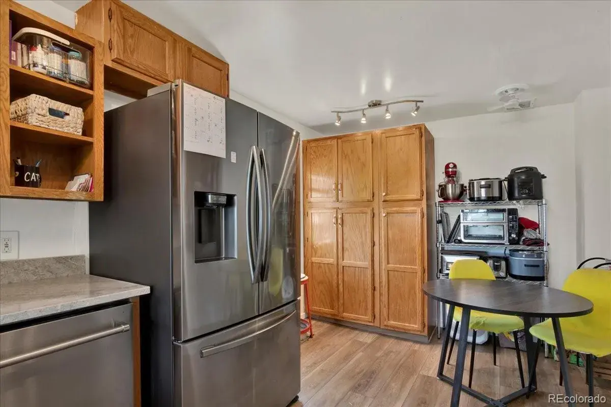 12022025004351 1200 6