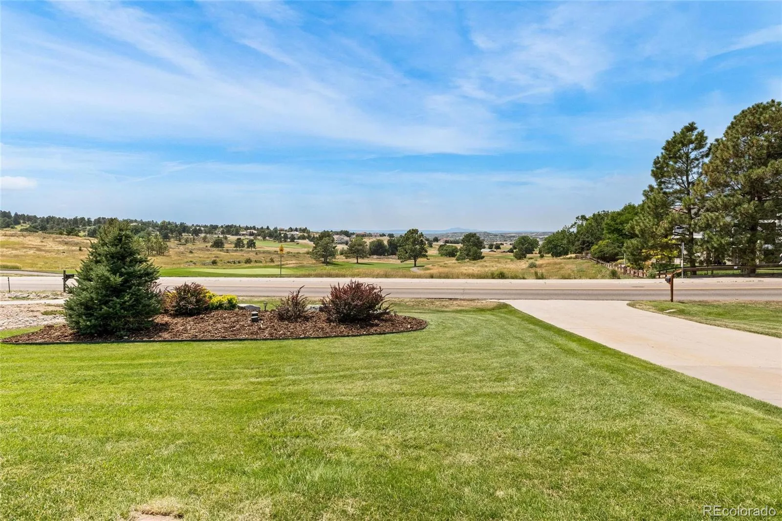 7485 Lakeshore Drive Parker CO 80134 MLS #REC4596365 04222026153840 1600 22