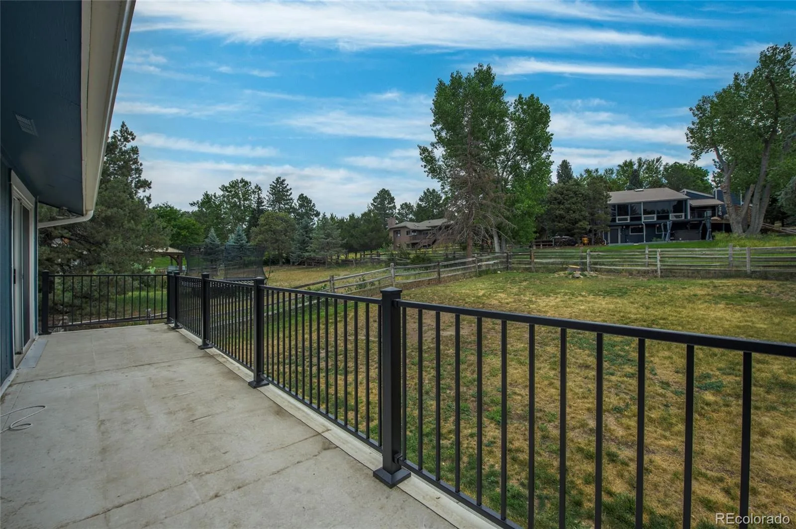 7485 Lakeshore Drive Parker CO 80134 MLS #REC4596365 06282026190535 1600 35