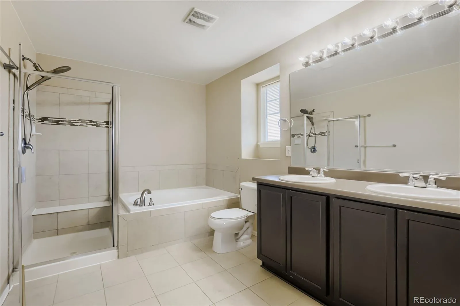 19663 E 63rd Place Aurora CO 80019 | MLS #REC4601062 07182026201837 1600 17