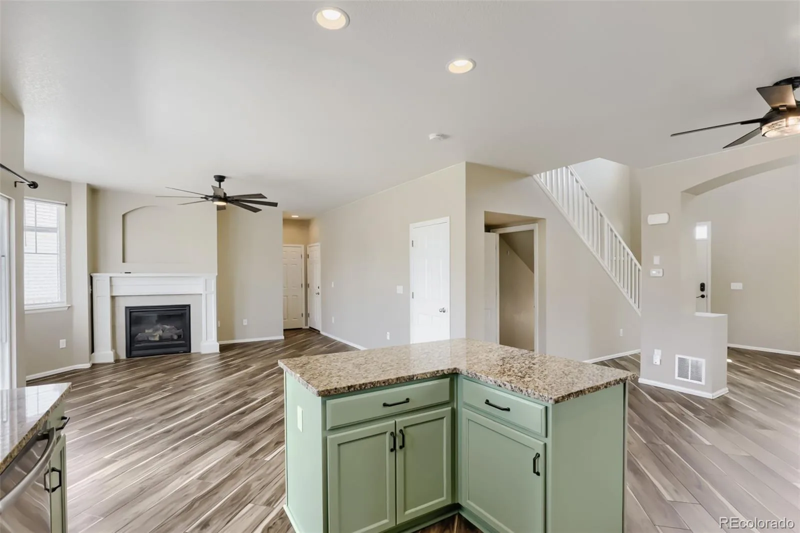 19663 E 63rd Place Aurora CO 80019 | MLS #REC4601062 07182026201837 1600 8