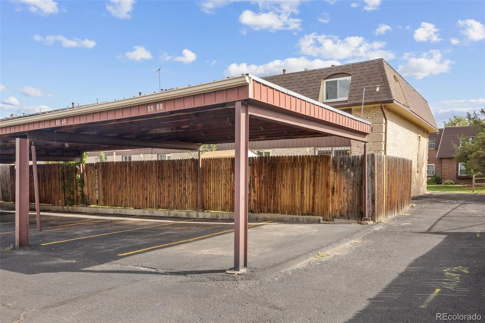 5589 S Lowell Boulevard Littleton CO 80123 | MLS #REC4602403 08272026130424 1600 34