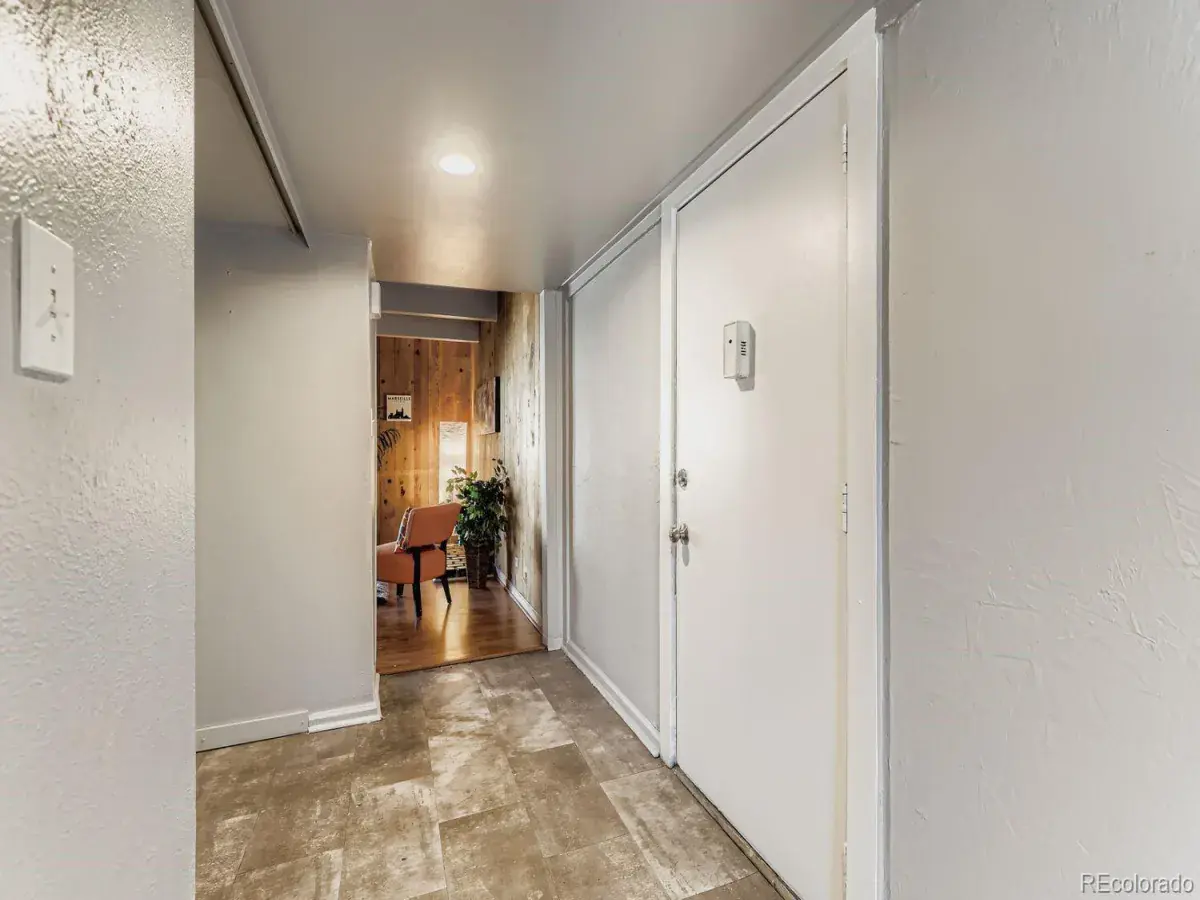 10042025060647 1200 15