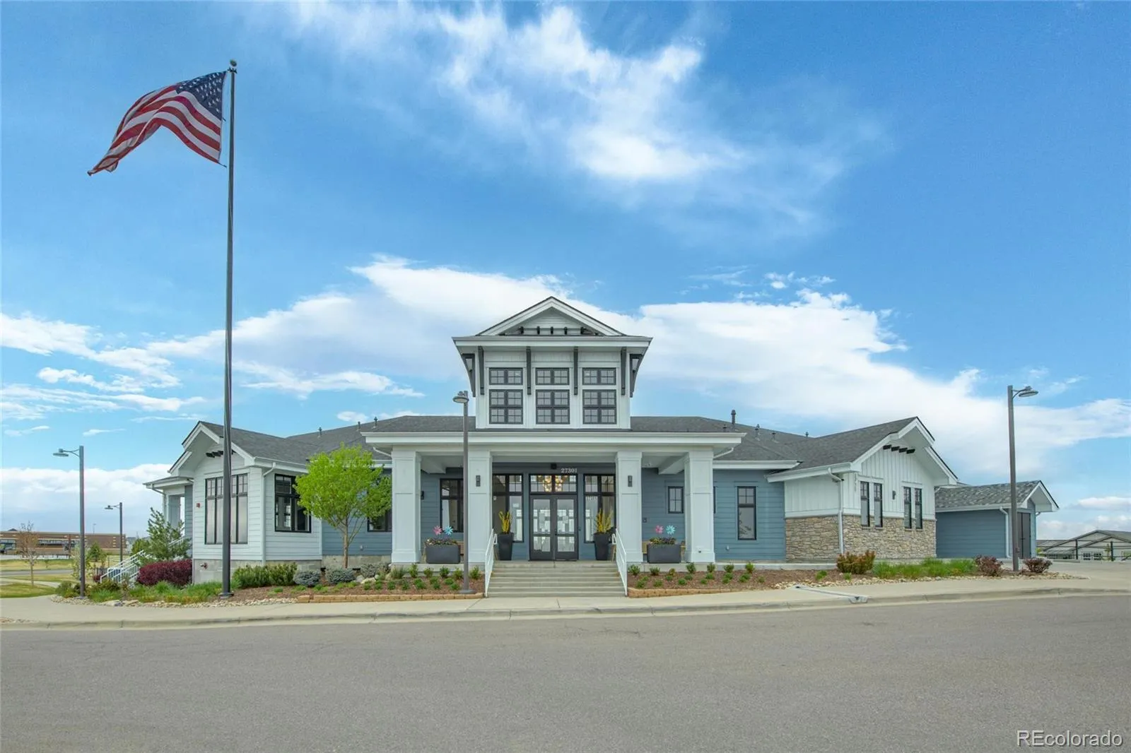 6973 S Vandriver Court Aurora CO 80016 MLS #REC4604627 04282026210039 1600 45