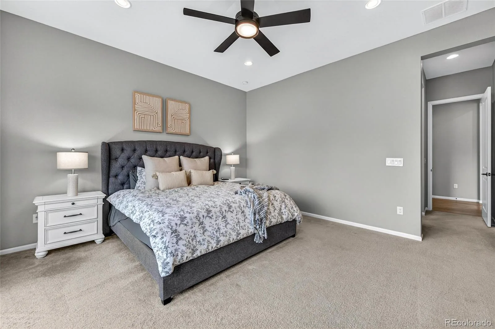 6973 S Vandriver Court Aurora CO 80016 MLS #REC4604627 06152026192011 1600 23