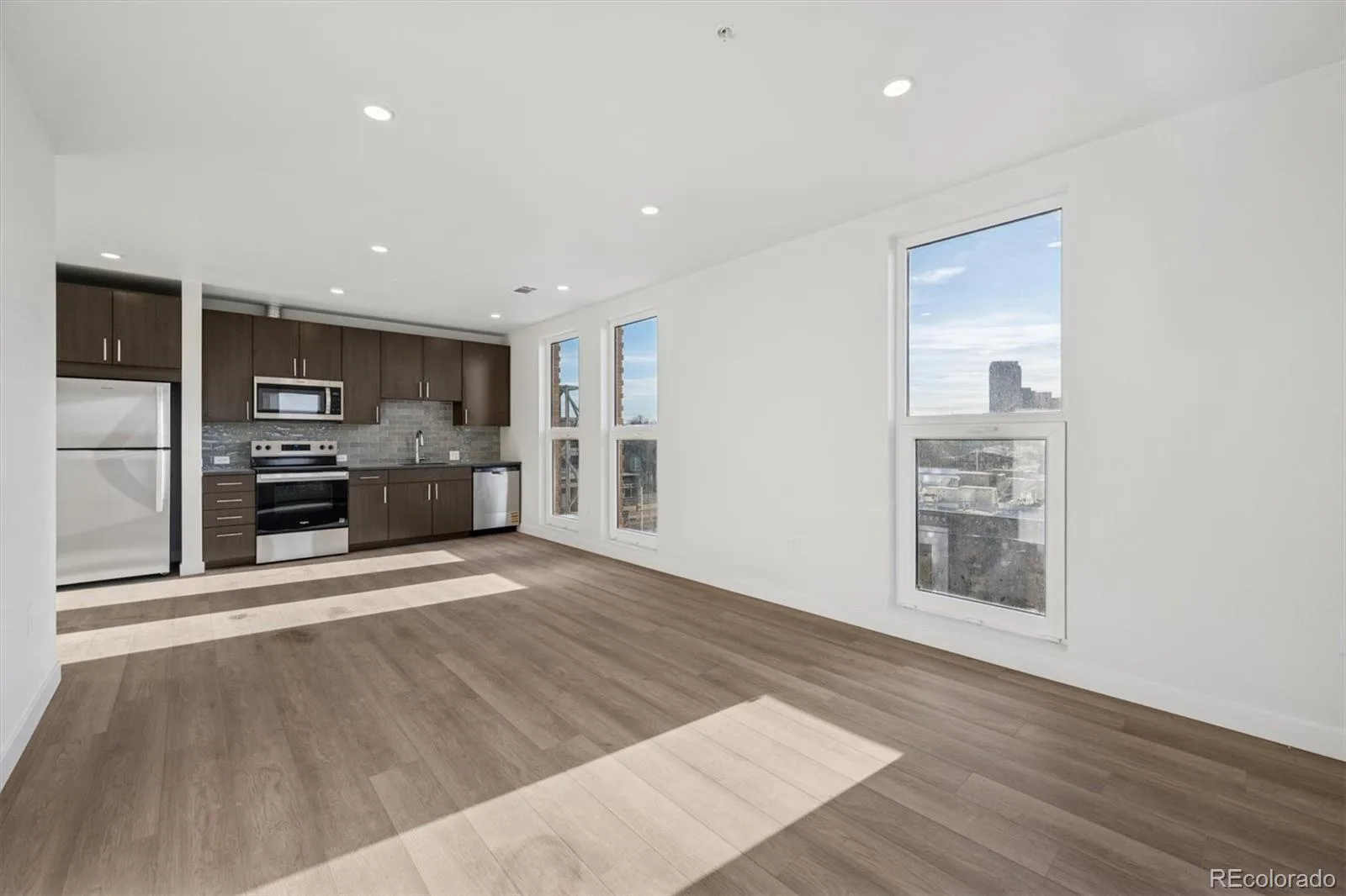639 29th St #200 Denver CO 80205 MLS #REC4604752 06252026221123 1600 5