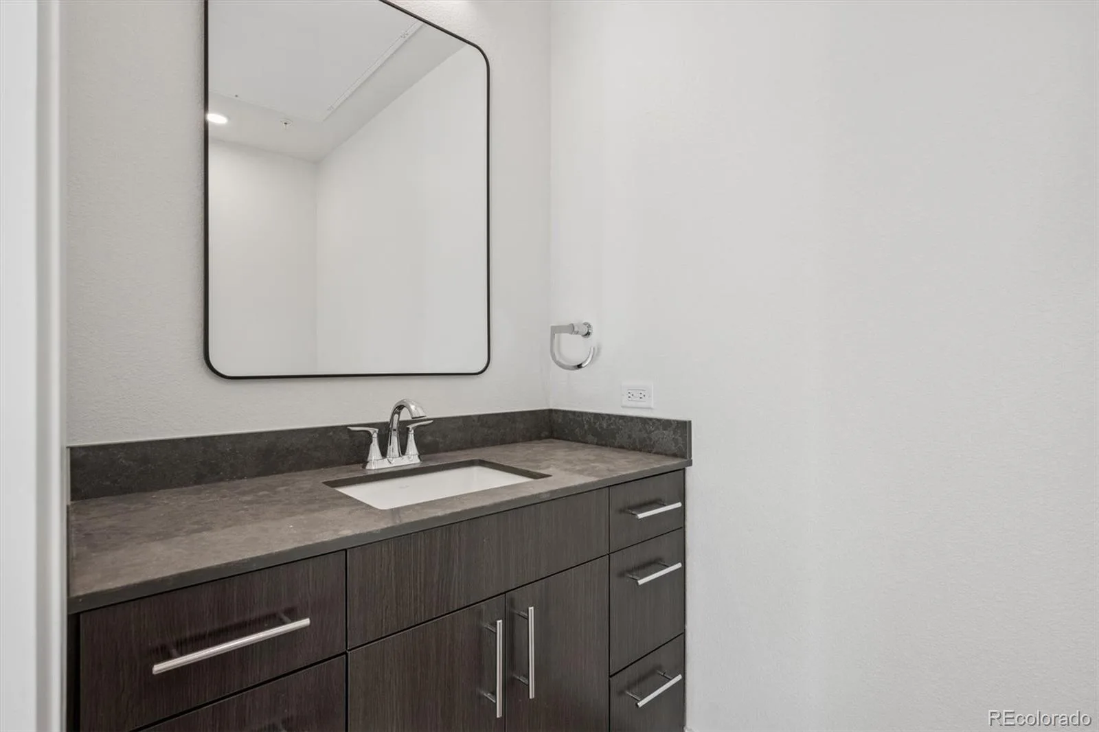 639 29th St #200 Denver CO 80205 MLS #REC4604752 06252026221123 1600 7