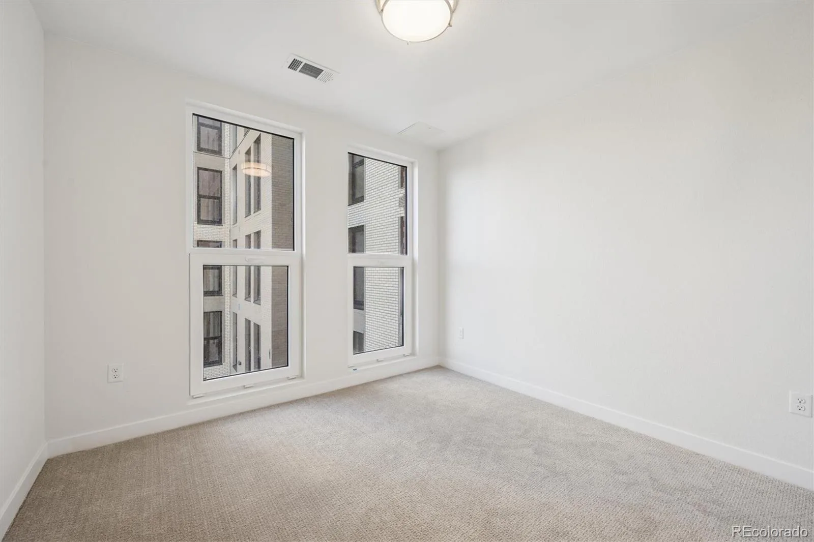 639 29th St #200 Denver CO 80205 MLS #REC4604752 06252026221123 1600 9