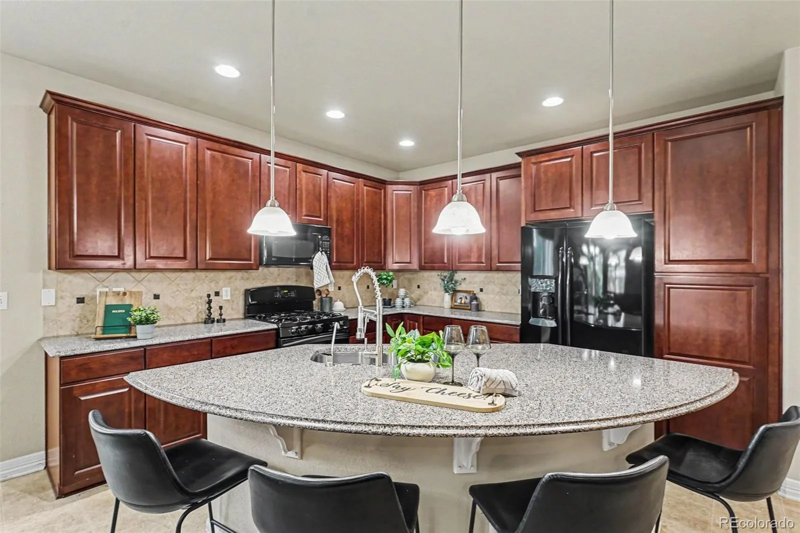 13056 E 106th Avenue Commerce City CO 80022 | MLS #REC4605499 05302026012108 1600 3