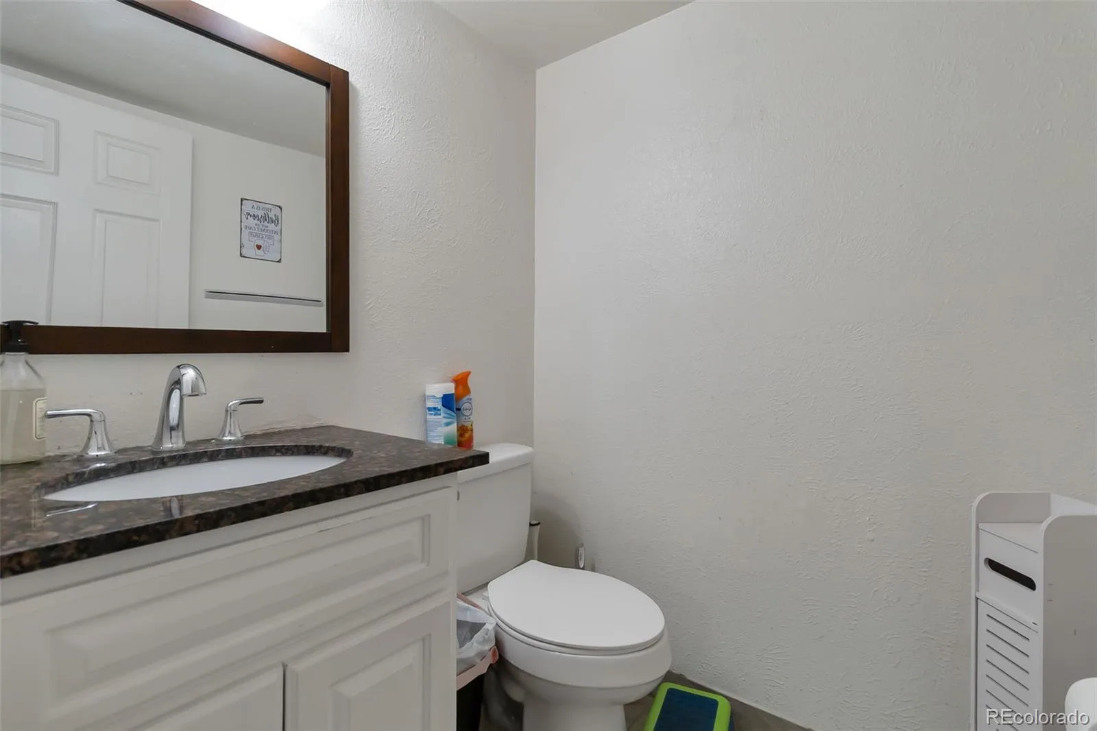 15133 Kelly Place Denver CO 80239 | MLS #REC4605687 07132026005204 1600 14