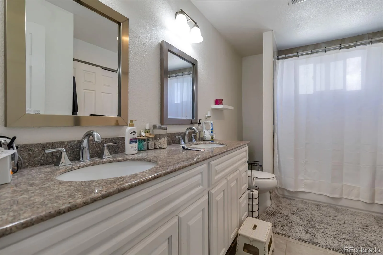 15133 Kelly Place Denver CO 80239 | MLS #REC4605687 07132026005204 1600 17