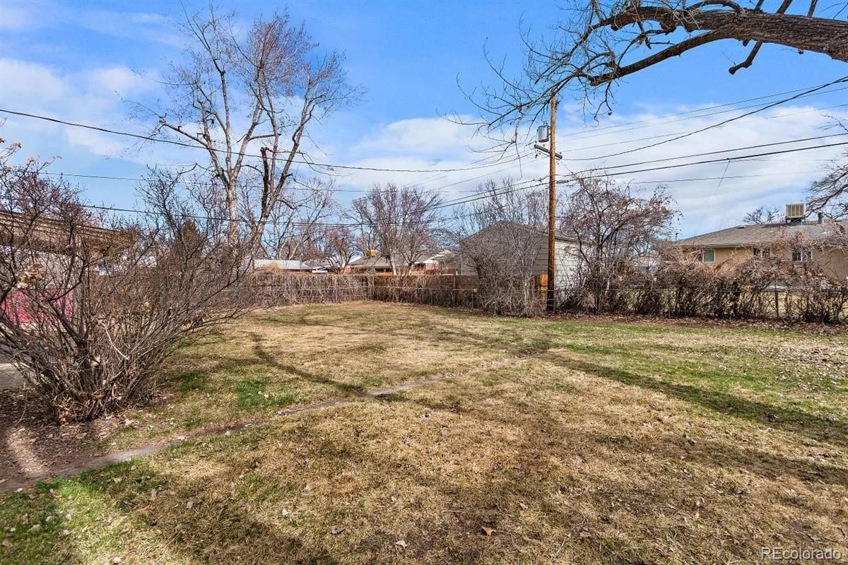 818 S Grape Street Denver CO 80246 | MLS #REC4606286 10152026192751 1200 18