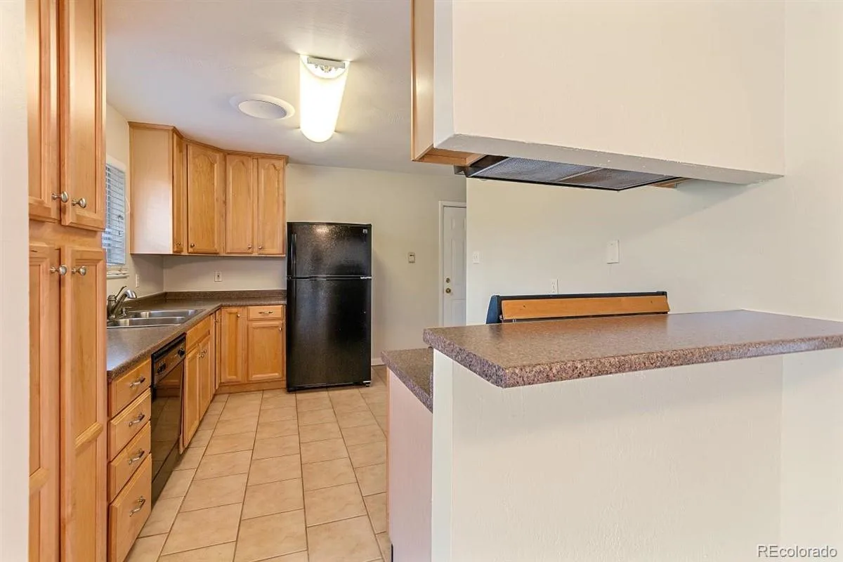 818 S Grape Street Denver CO 80246 | MLS #REC4606286 10152026192751 1200 4
