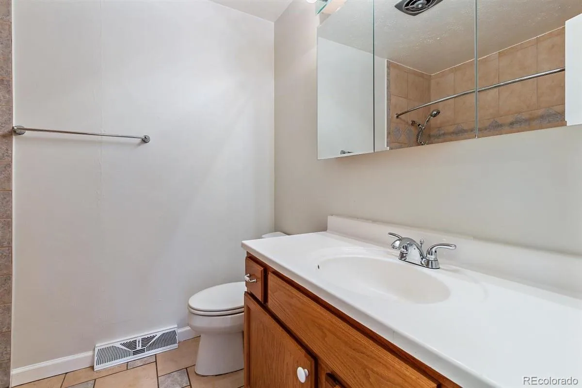818 S Grape Street Denver CO 80246 | MLS #REC4606286 10152026192751 1200 9
