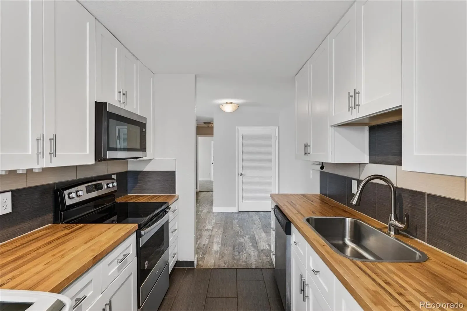7994 Chase Circle #20 Arvada CO 80003 | MLS #REC4606855 03122026113351 1600 15