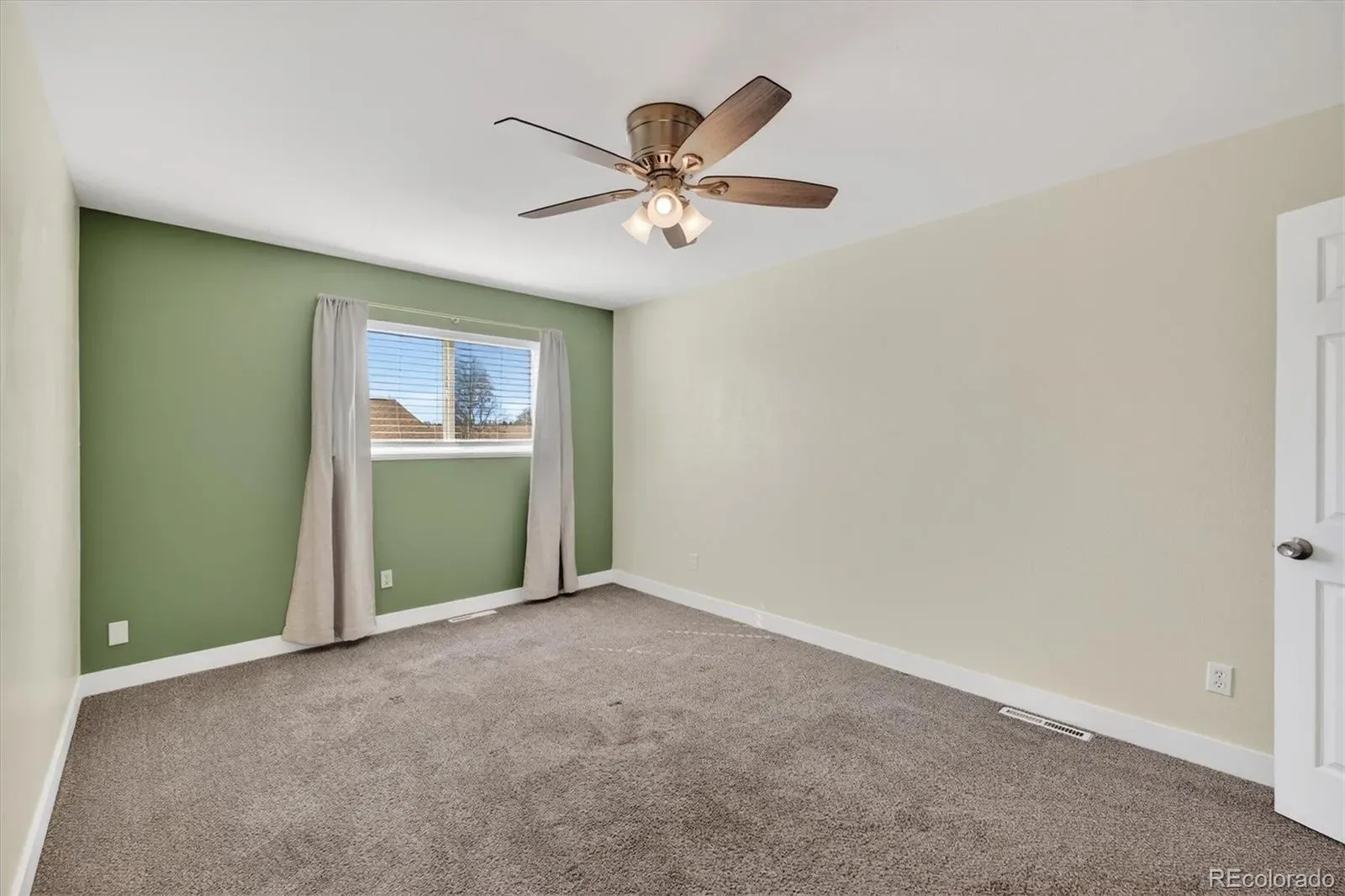 7994 Chase Circle #20 Arvada CO 80003 | MLS #REC4606855 03122026113351 1600 20