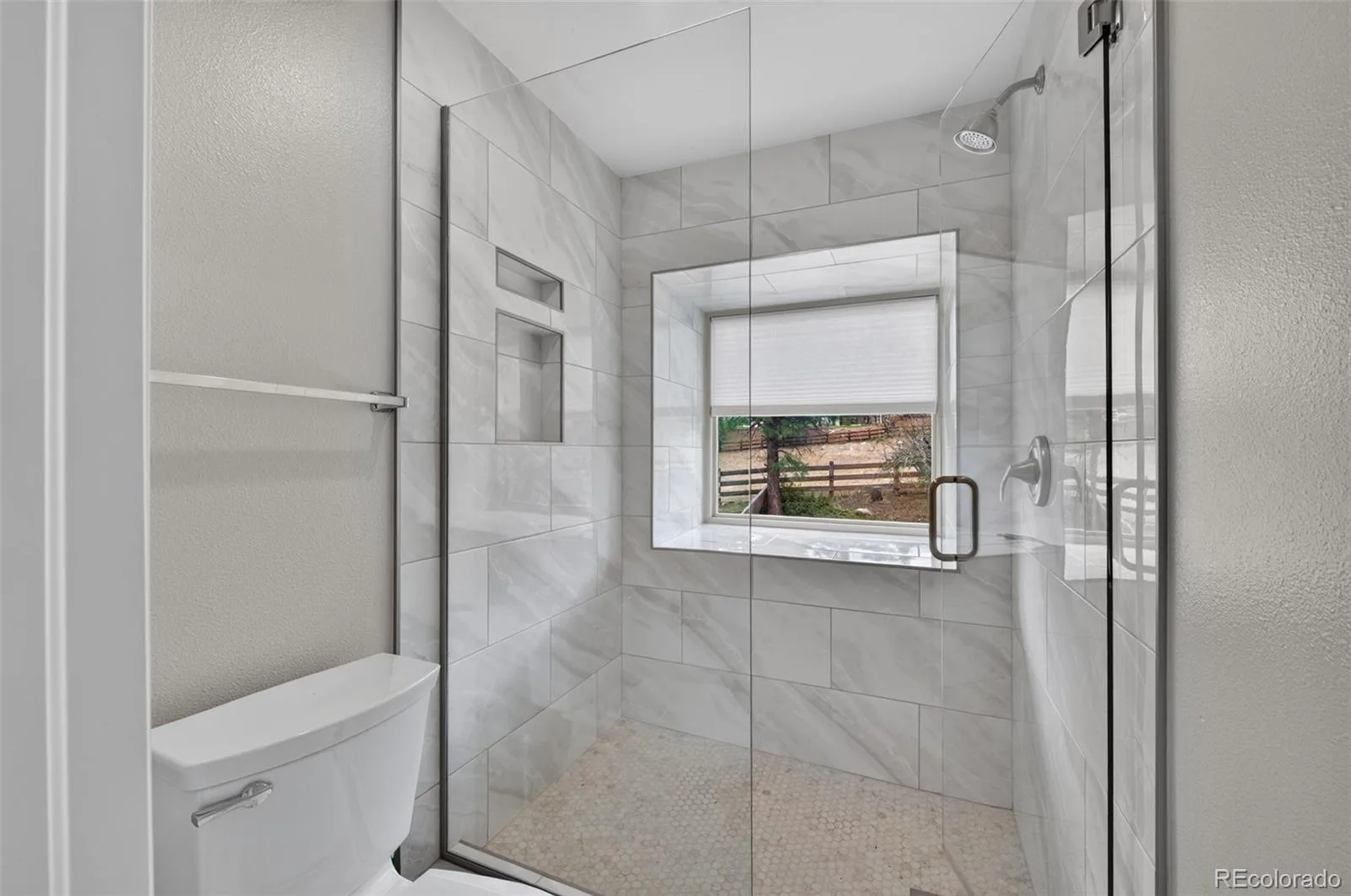 13 Manzanita Littleton CO 80127 | MLS #REC4607815 08182026214141 1600 27