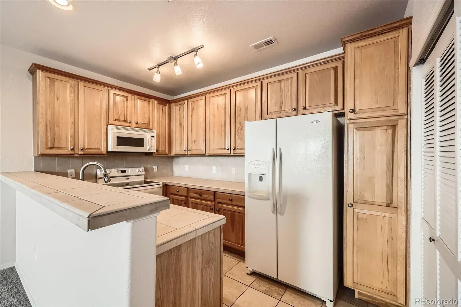 16366 E Fremont Avenue #11 Aurora CO 80016 MLS #REC4608861 01252026165257 1600 10