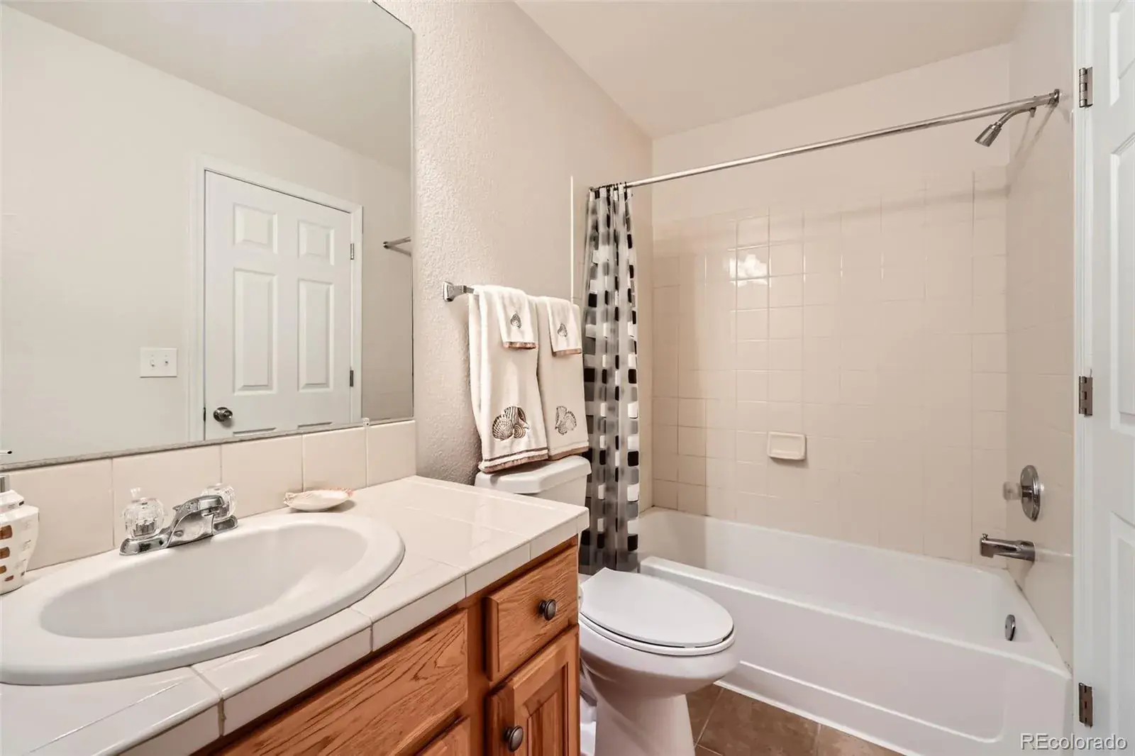 16366 E Fremont Avenue #11 Aurora CO 80016 MLS #REC4608861 01252026165257 1600 21