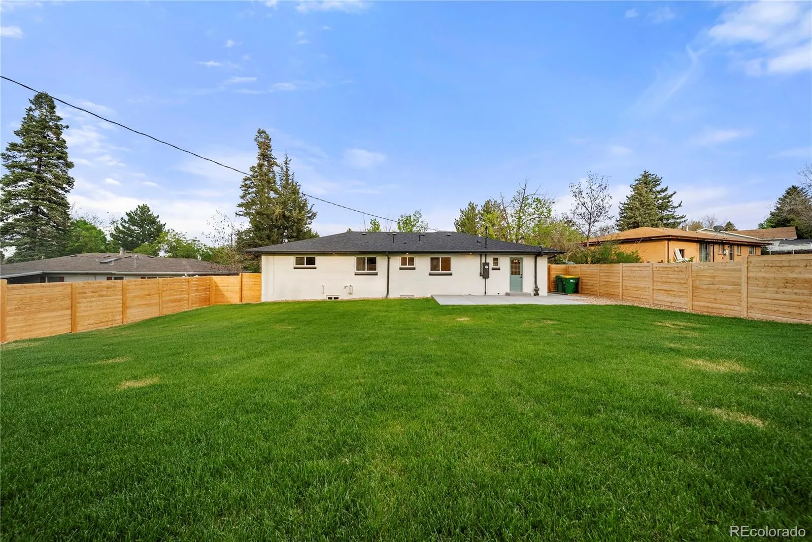 6769 S Foresthill Street Littleton CO 80120 MLS #REC4608994 05152026195521 1600 39