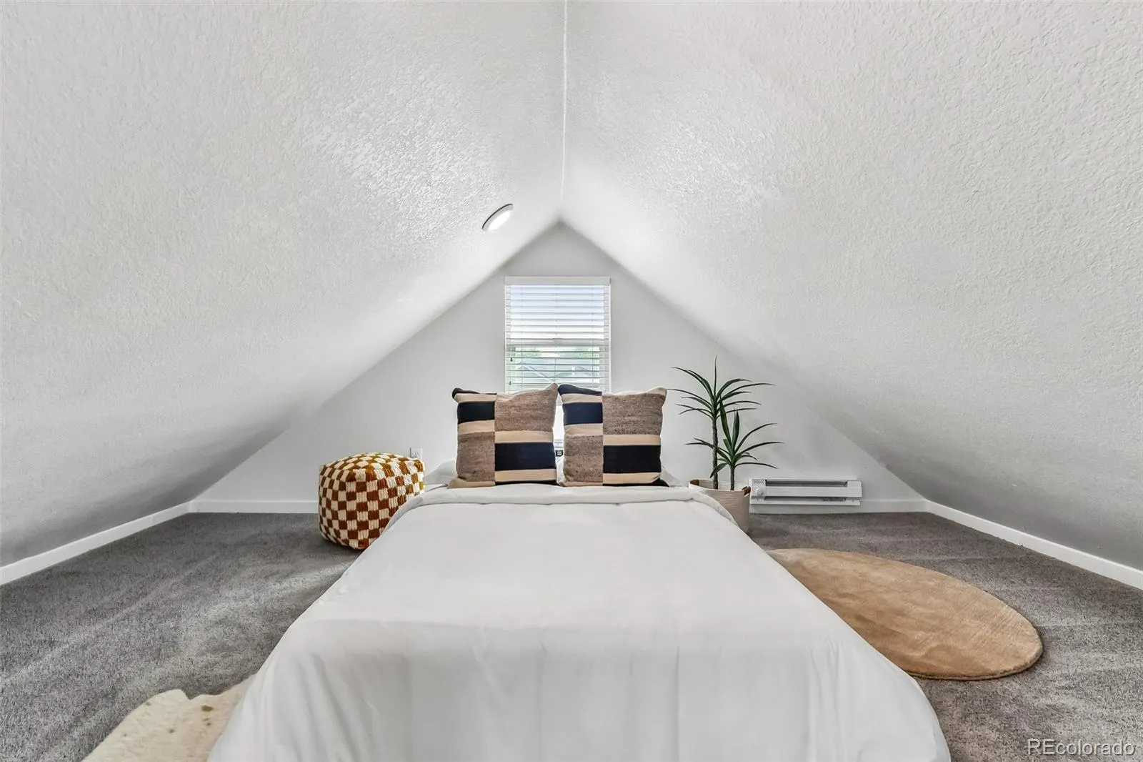 04162026160829 1600 36