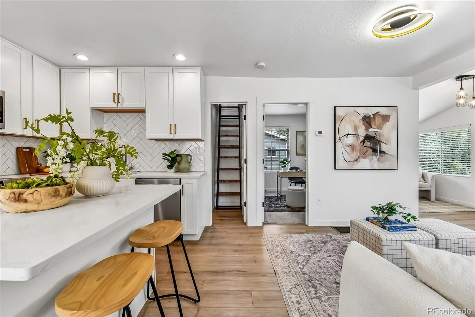 129 King Street Denver CO 80219 MLS #REC4611522 05032026000746 1600 11