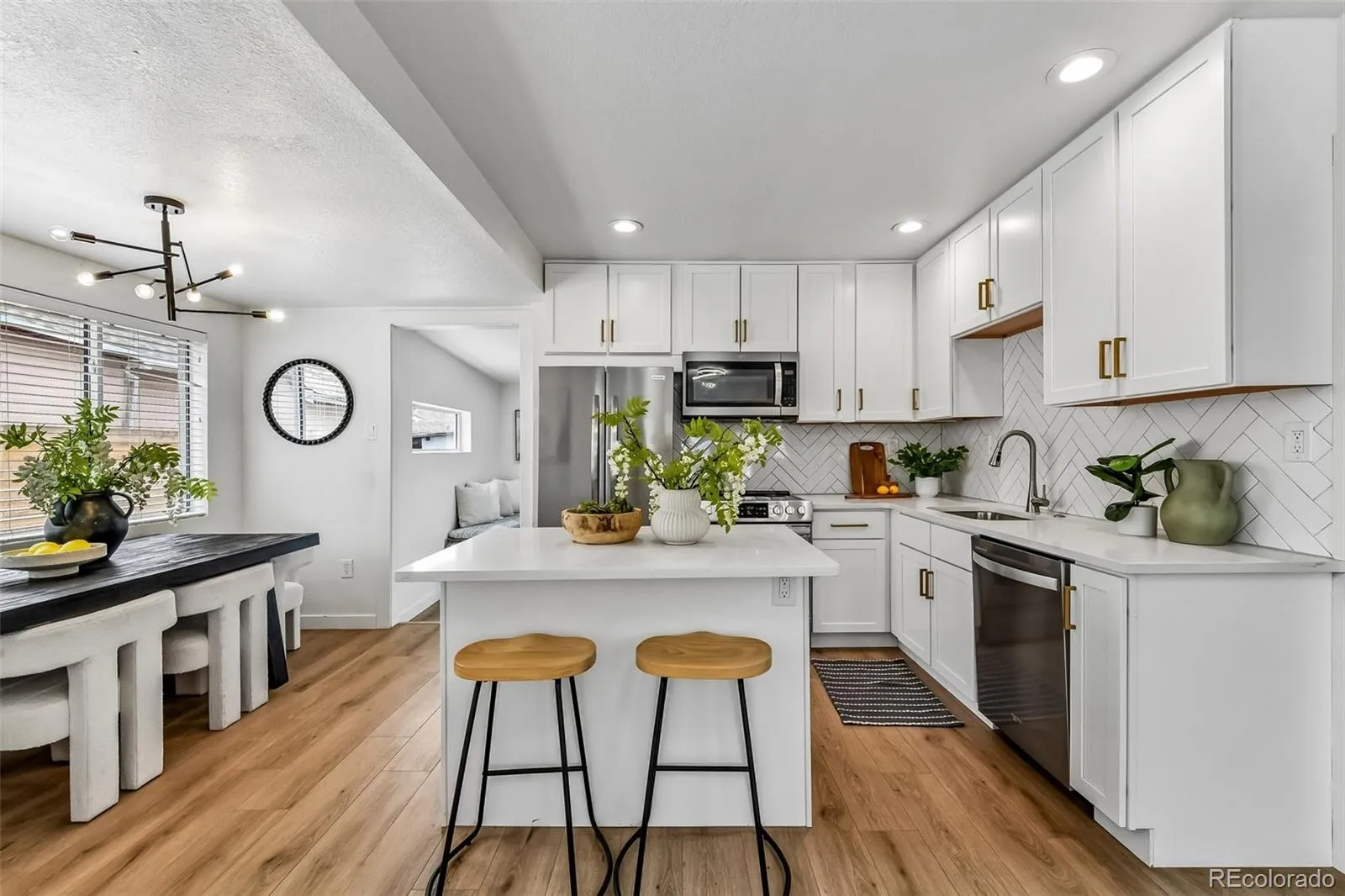 129 King Street Denver CO 80219 MLS #REC4611522 05032026000746 1600 12