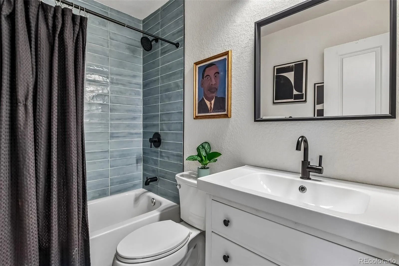 129 King Street Denver CO 80219 MLS #REC4611522 05032026000746 1600 27