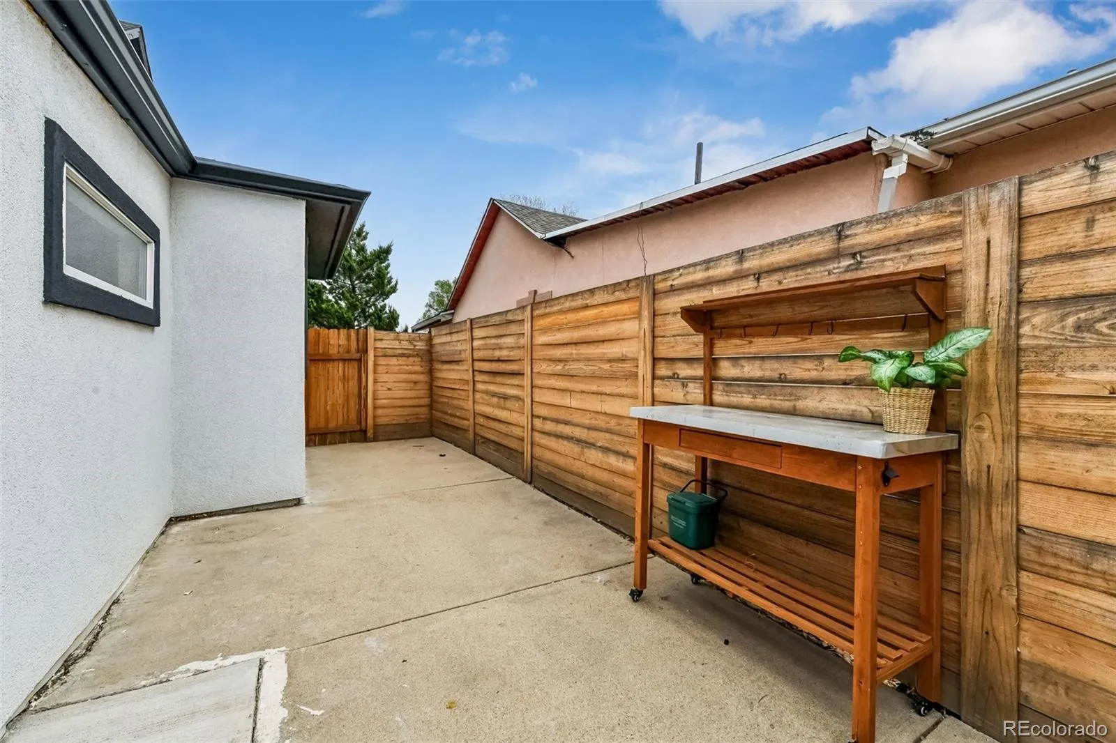 129 King Street Denver CO 80219 MLS #REC4611522 05032026000746 1600 40