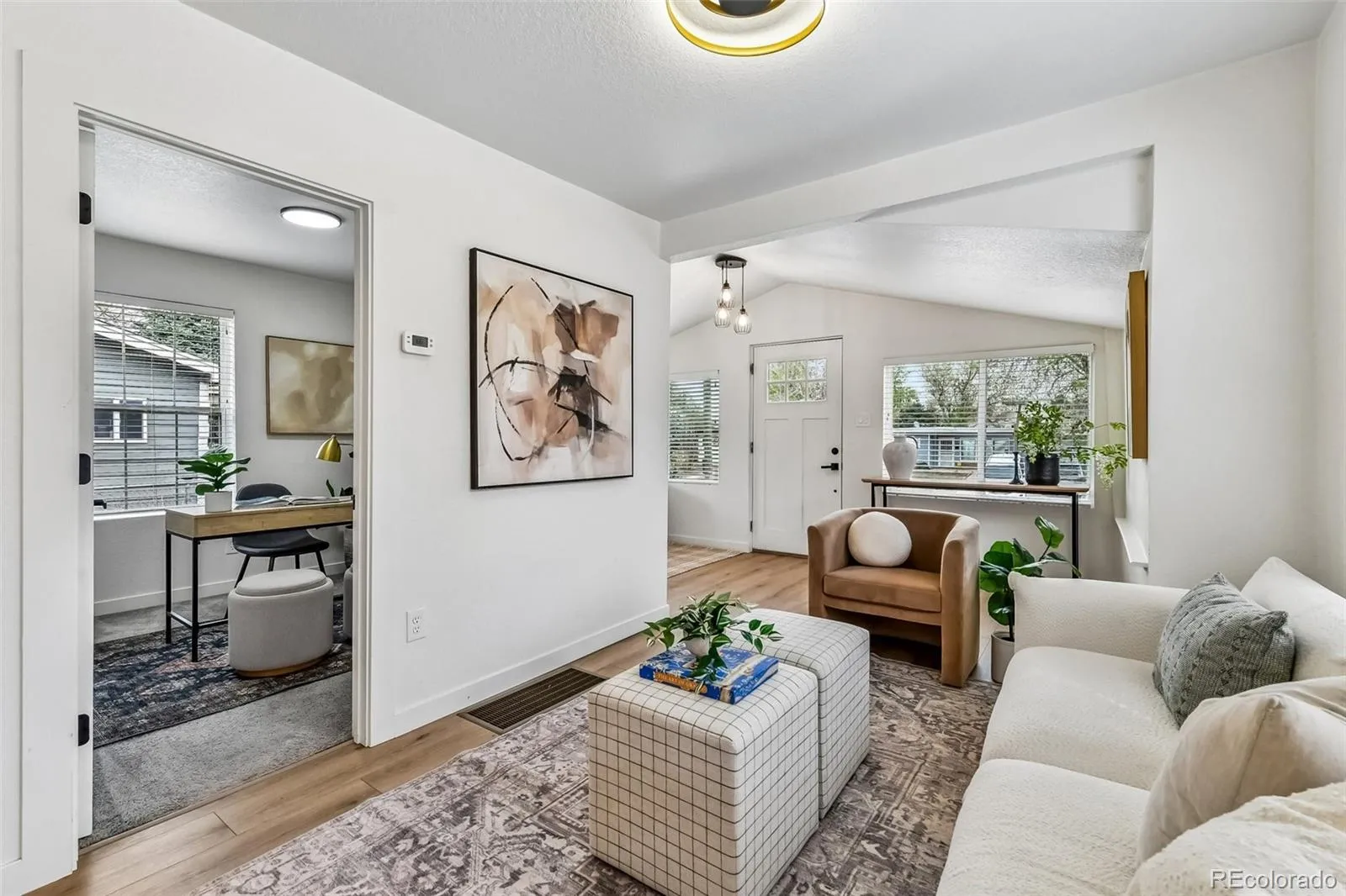 129 King Street Denver CO 80219 MLS #REC4611522 05032026000746 1600 6