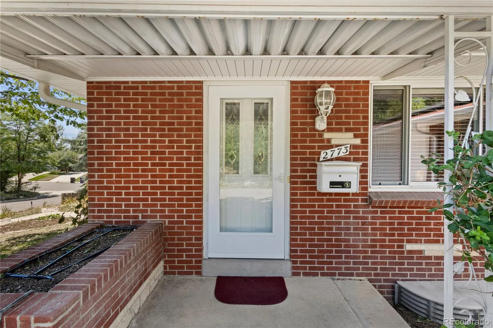 2773 S Mabry Way Denver CO 80236 | MLS #REC4612793 08242026234640 1600 1