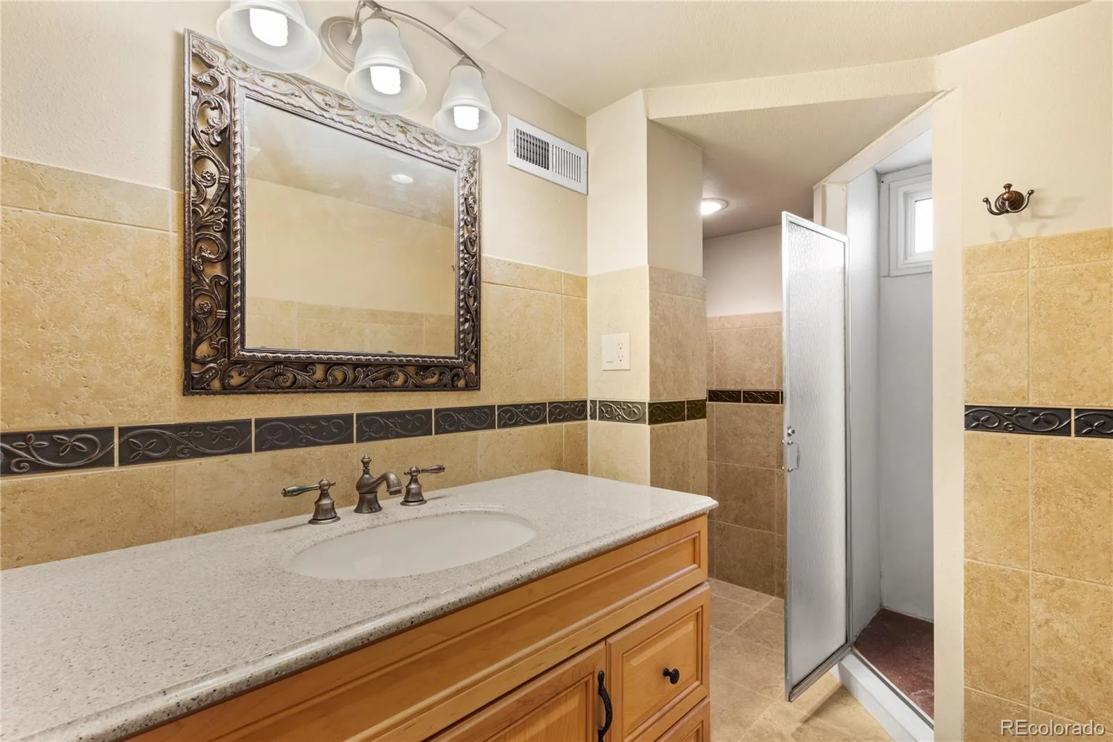 2773 S Mabry Way Denver CO 80236 | MLS #REC4612793 08242026234640 1600 27