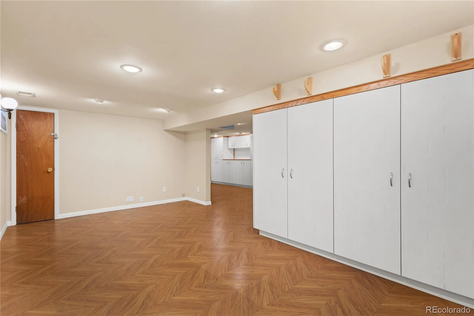 2773 S Mabry Way Denver CO 80236 | MLS #REC4612793 08242026234640 1600 33