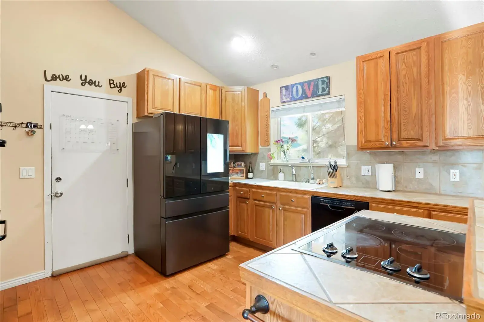 5295 W Plymouth Drive Littleton CO 80128 MLS #REC4613607 08142025190043 1600 5
