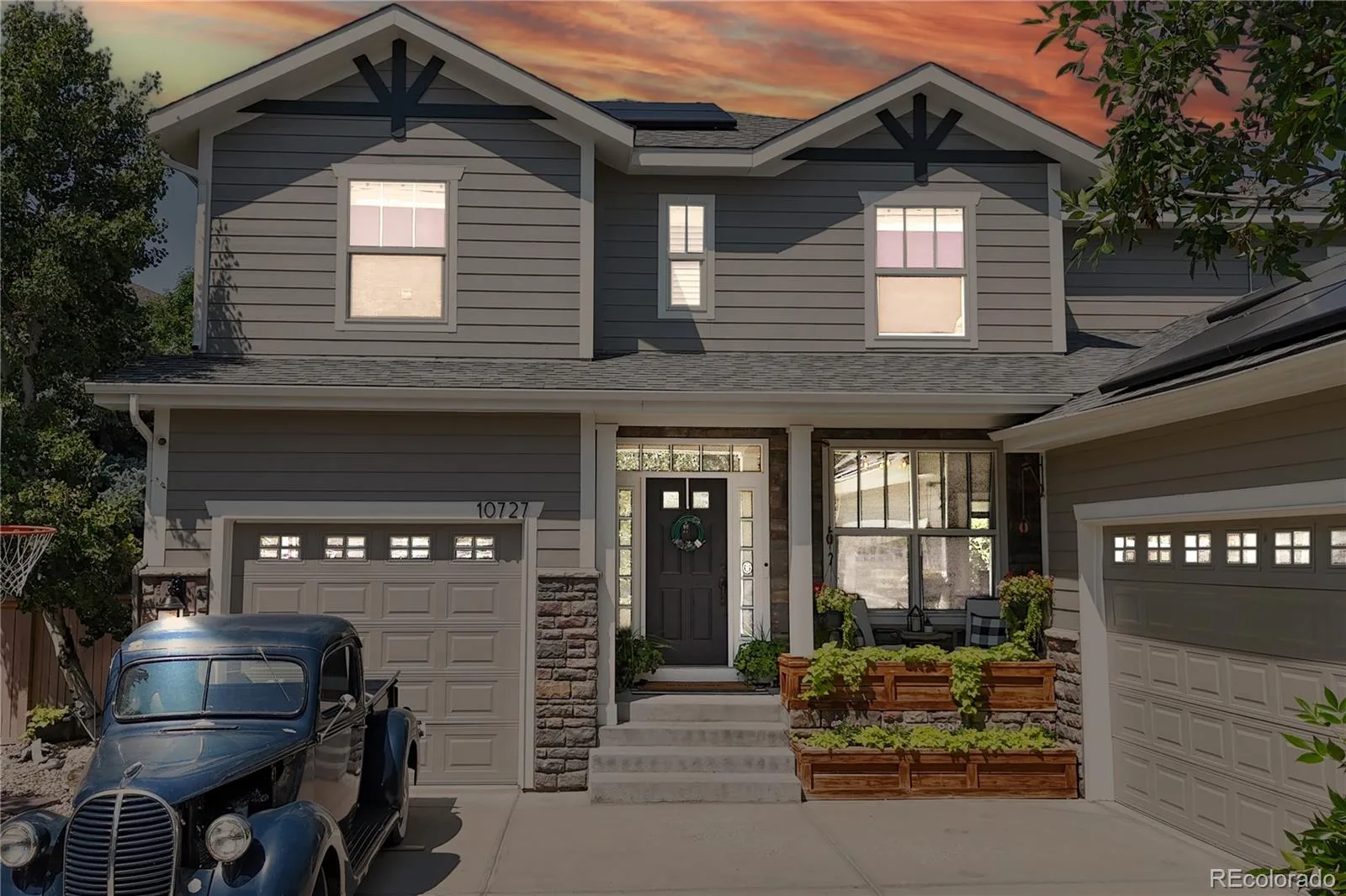 10727 Addison Court Highlands Ranch CO 80126 | MLS #REC4614135 08292026001831 1600 2